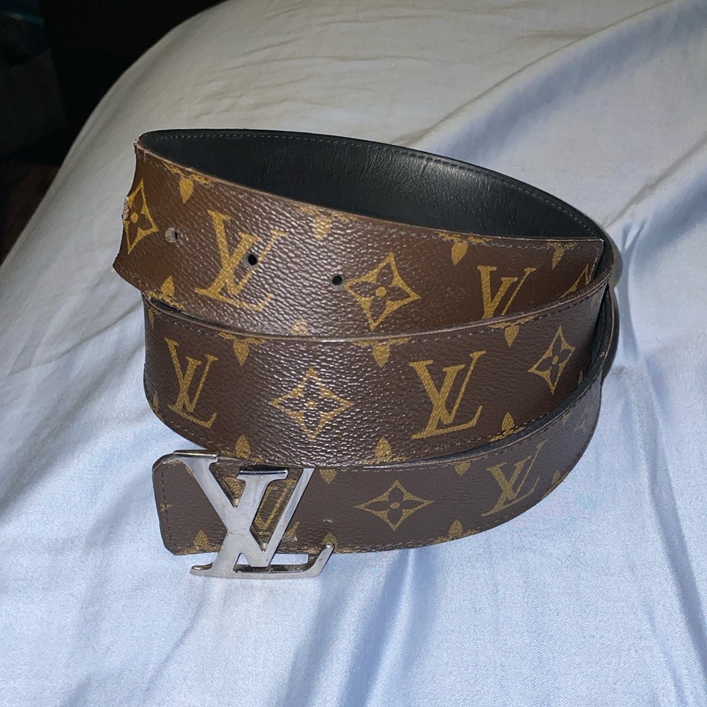 Louis Vuitton Belt Monogram LV Centuire
Initiales Brown